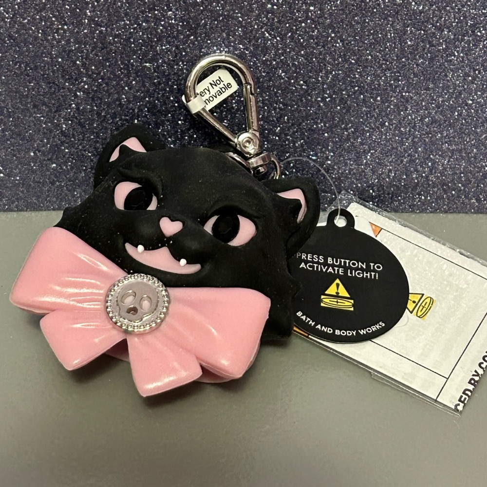Bath & BodyWorks Spooky Vampire Cat PocketBac holder